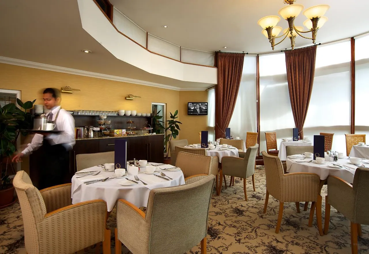 Quebecs Hotel Leeds